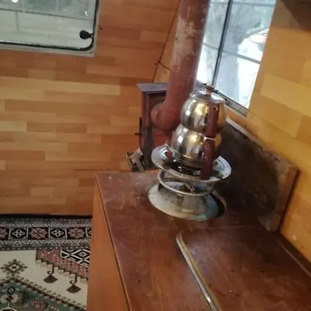 Karavan Hotel *