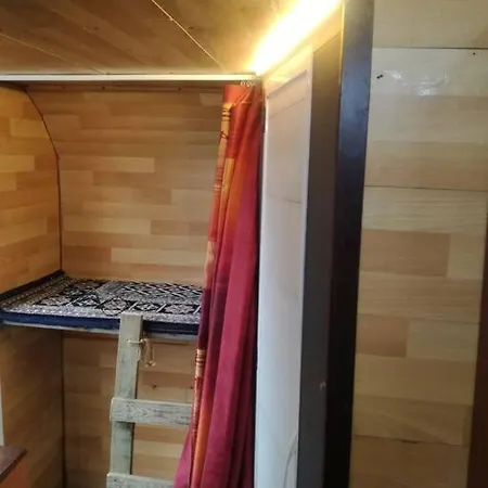 Karavan Hotel